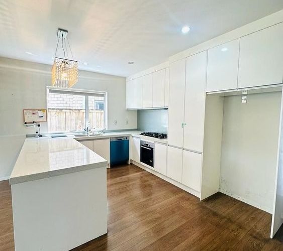  at 5 Aster Place, Flat Bush, Manukau City, Auckland