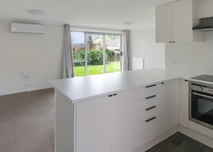  at 12/15 Queen Mary Avenue, New Lynn, Waitakere City, Auckland