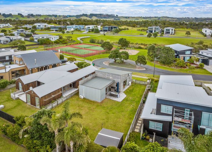  at 29 Tuna Place, Omaha