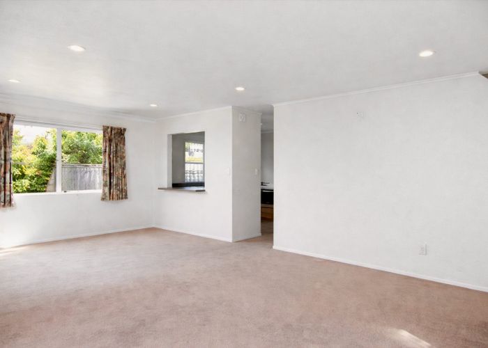  at Mountain Beech Rise, Albany, North Shore City, Auckland