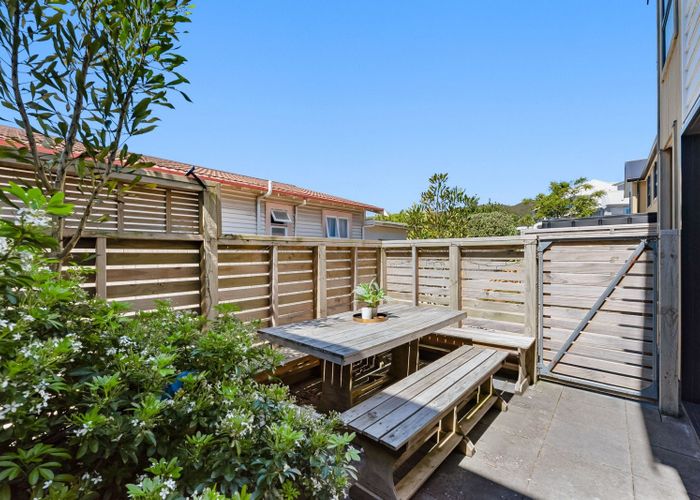  at 90A Cambridge Terrace, Waterloo, Lower Hutt, Wellington