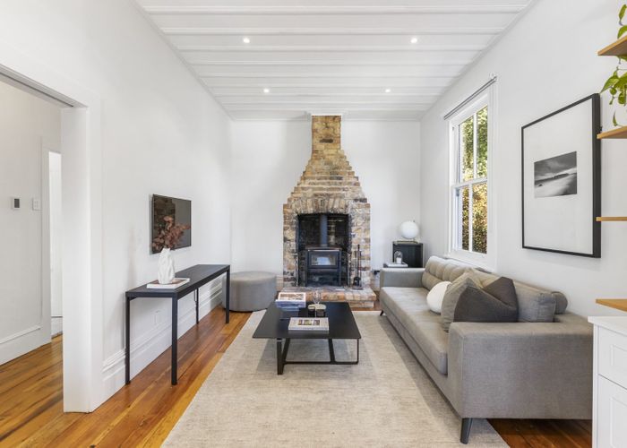  at 4 Alberon Place, Parnell, Auckland