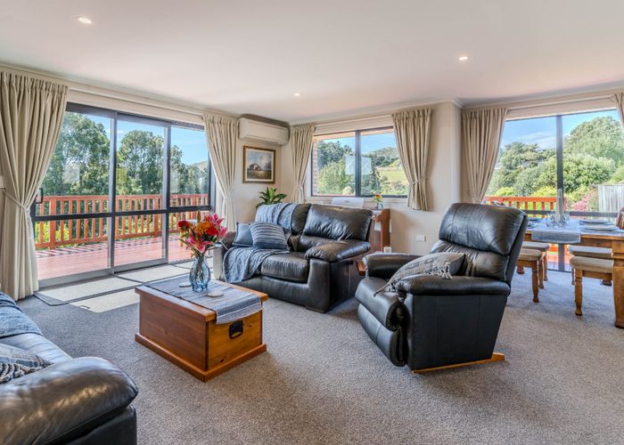  at 39 Seaton Road, Portobello, Dunedin