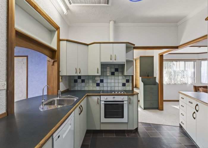  at 5 Seddon Street, Westown, New Plymouth, Taranaki