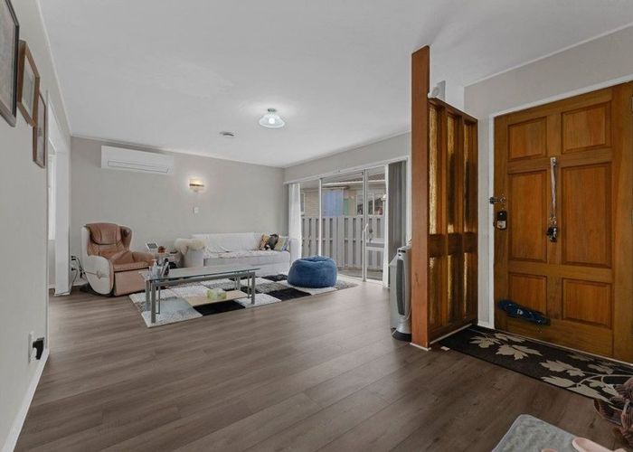  at 12 Suwyn Place, Weymouth, Auckland