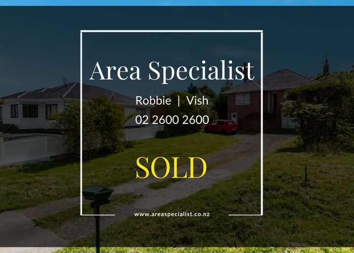  at 3/14 Commodore Drive, Lynfield, Auckland