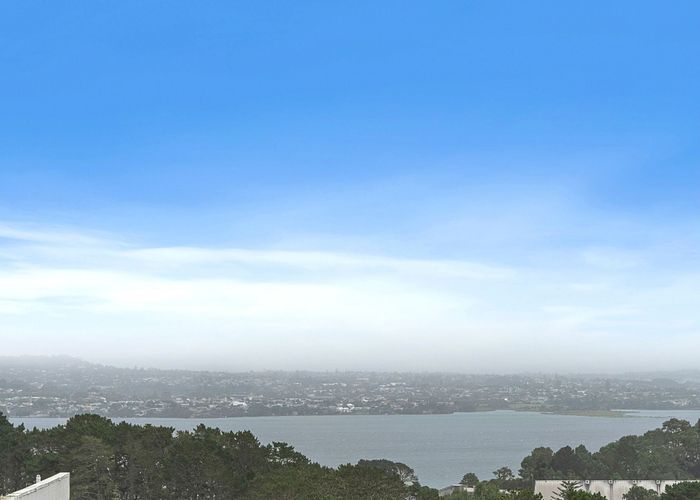  at 12/27 Mokoia Road, Birkenhead, North Shore City, Auckland