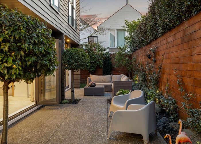  at 9 Rugby Street, Merivale, Christchurch City, Canterbury