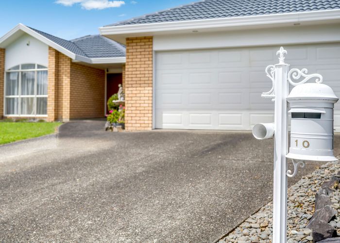  at 10 Castlemaine Close, Dannemora, Manukau City, Auckland