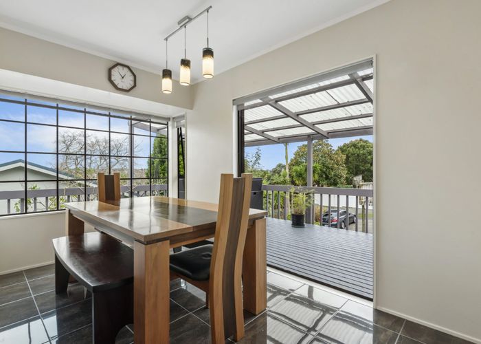  at 1/133 Ocean View Road, Hillcrest, Auckland