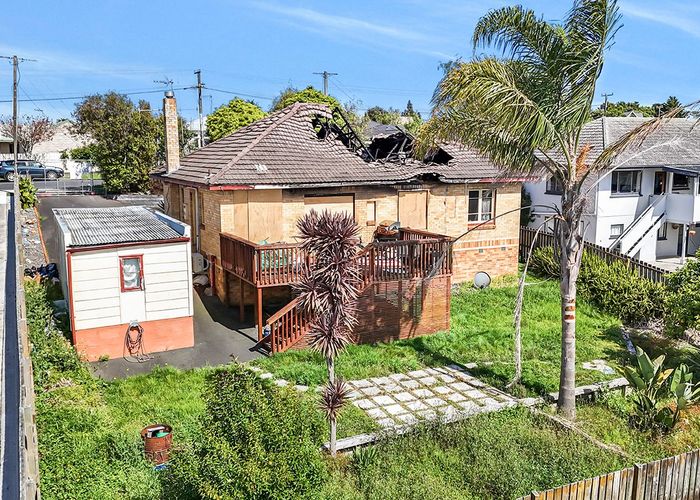  at 76 Storey Avenue, Forest Lake, Hamilton