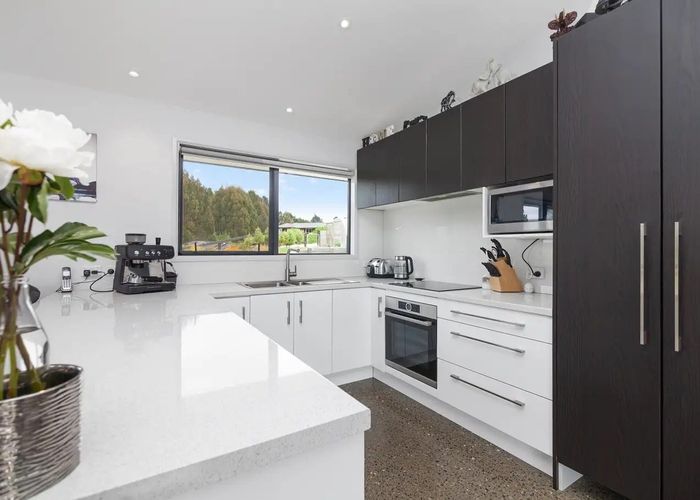  at 111 Redvale Road, Redwood Valley