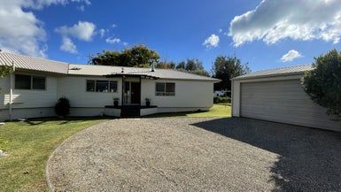  at 10 Martin Place, Cooks Beach, Whitianga