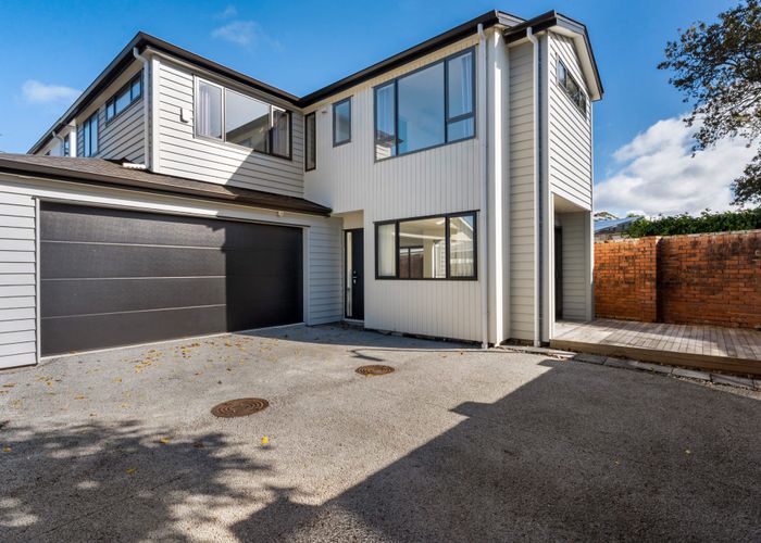  at 42 Hollywood Avenue, Royal Oak, Auckland City, Auckland