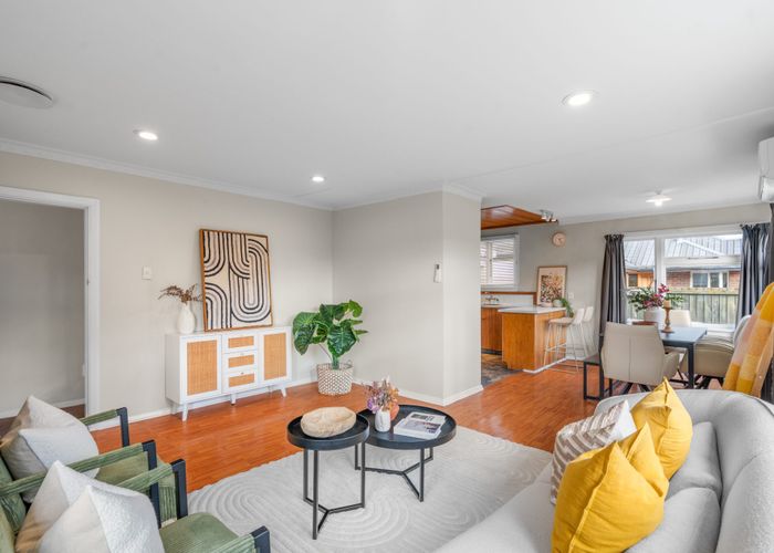  at 1/133 Langdons Road, Papanui, Christchurch City, Canterbury