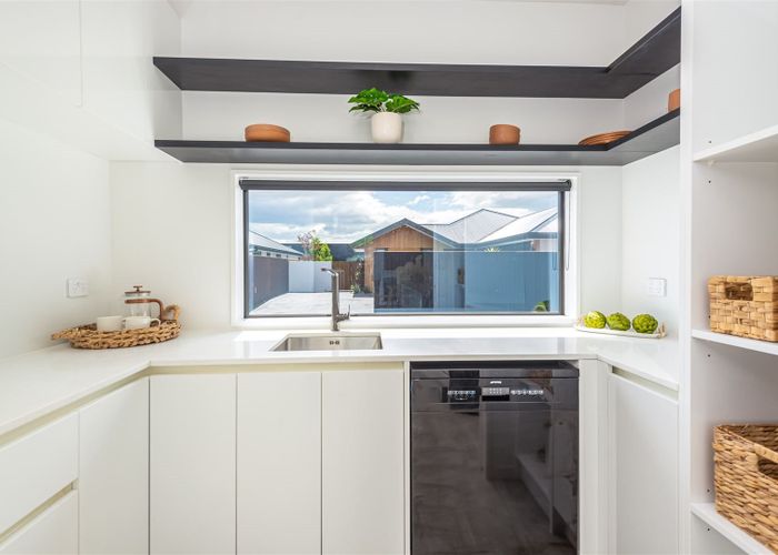  at 6 Whitburn Avenue, Halswell, Christchurch
