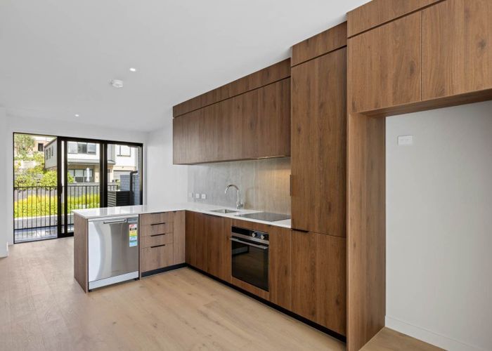  at 9B Windlass Street, Long Bay, Auckland