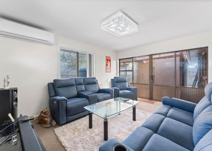  at 12 Browning Street, Manurewa, Manukau City, Auckland