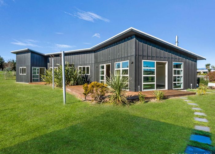  at 3 Mowhia Grove, Waitarere, Horowhenua, Manawatu / Whanganui