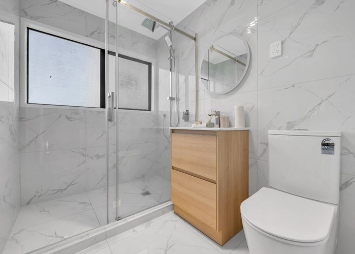  at 200 Mahia Road, Weymouth, Auckland