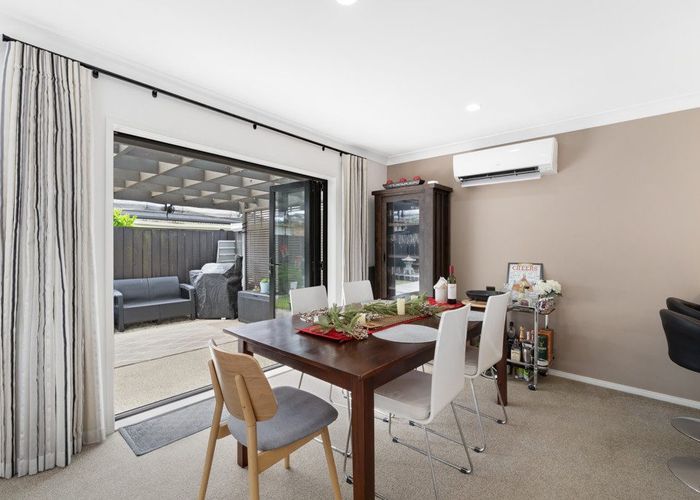  at 5 Carousel Crescent, East Tamaki Heights, Manukau City, Auckland