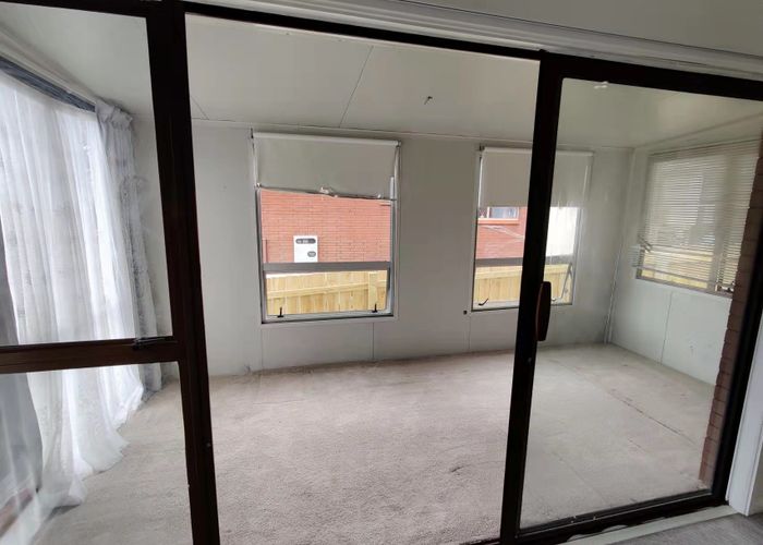  at 3/10 Aberfeldy Avenue, Highland Park, Manukau City, Auckland