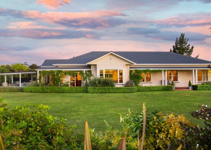  at 15 Wards Line, Morison Bush, Greytown