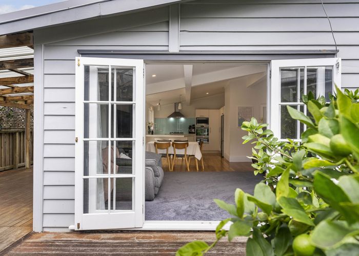  at 7 Quadrant Road, Onehunga, Auckland City, Auckland