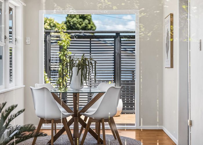  at 22 Eastdale Road, Avondale, Auckland