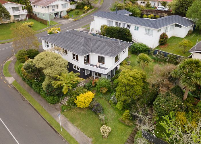  at 115 Oriel Avenue, Tawa, Wellington