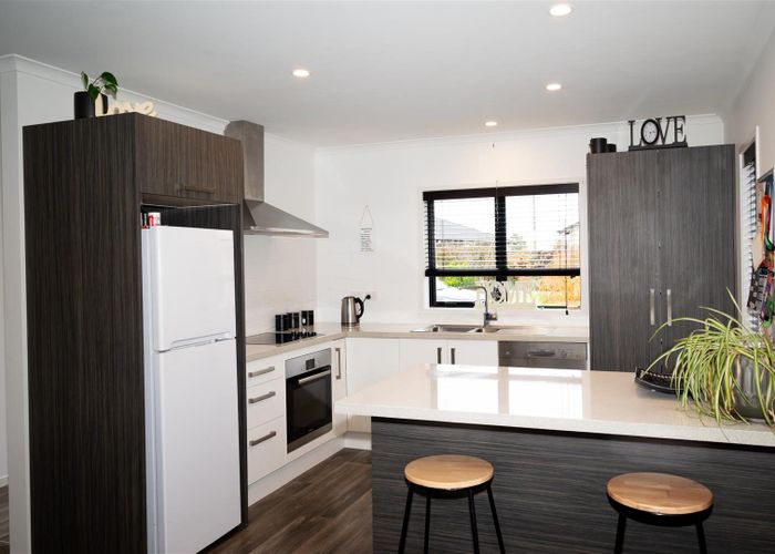  at 18/11 Errol Close, Burbush, Hamilton