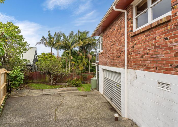  at 5 Ngataringa Road, Devonport, Auckland