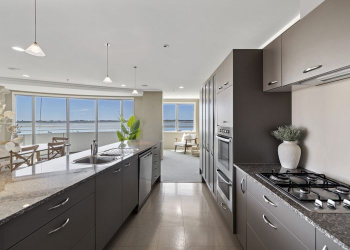 For sale 703/72 Devonport Road, City Centre, Tauranga, Bay Of Plenty