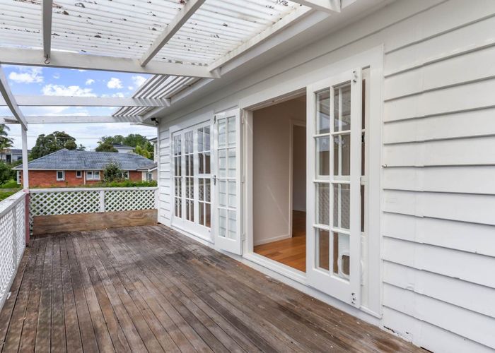  at 15 Rossgrove Terrace, Mount Albert, Auckland City, Auckland