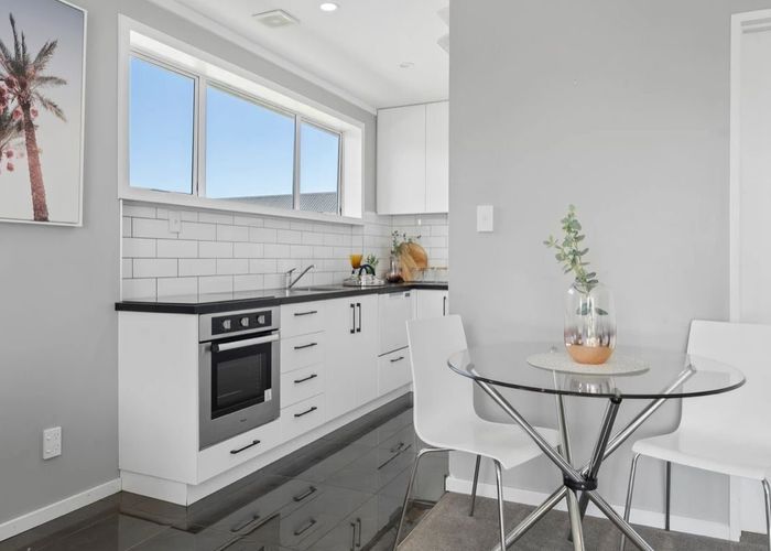  at 4/32 Tonbridge Street, Merivale, Christchurch