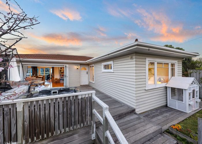  at 50 Barrack Road, Mount Wellington, Auckland City, Auckland