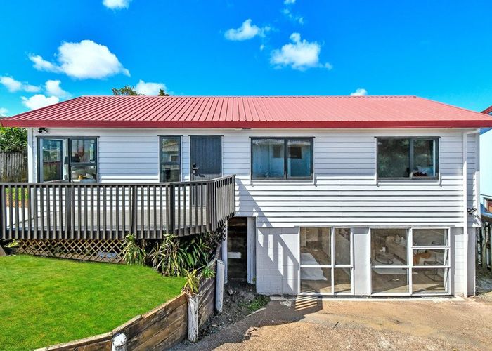  at 2/29 Earlsworth Road, Mangere East, Manukau City, Auckland