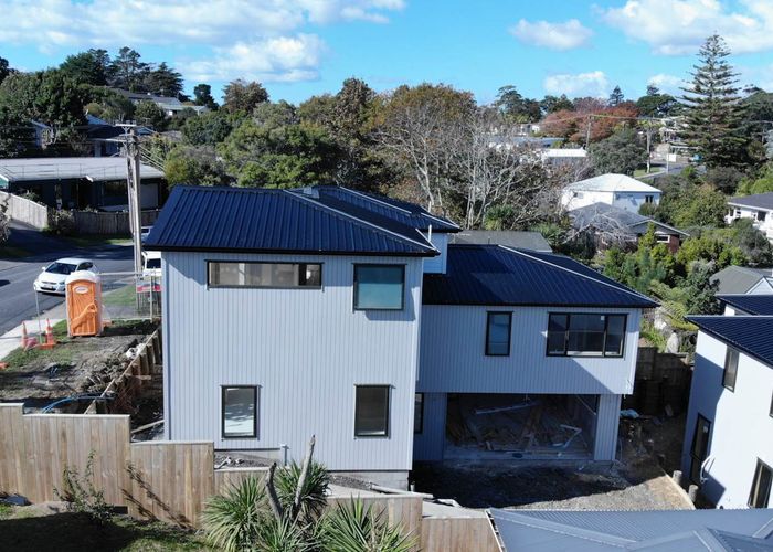  at 23A Morton Avenue, Forrest Hill, Auckland