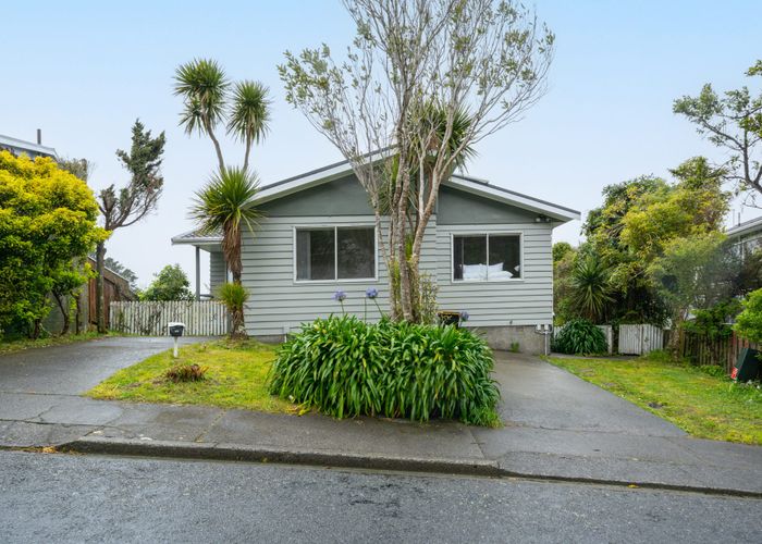  at 32 Thurleigh Grove, Karori, Wellington, Wellington