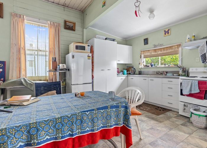  at 76 Taupiri Street, Te Kuiti
