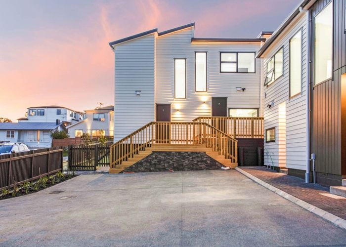  at Lot 1-7/15 Locket Road, Glenfield, North Shore City, Auckland