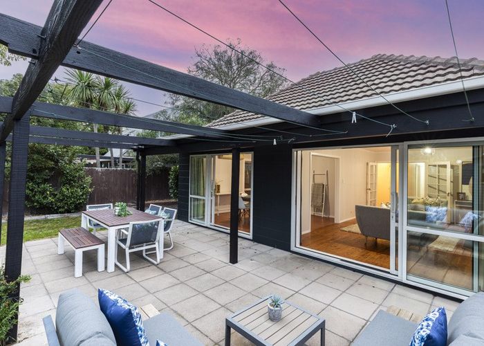  at 12 Heathglen Avenue, Parklands, Christchurch City, Canterbury