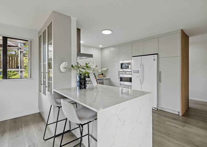  at 35 Jadewynn Drive, Massey, Waitakere City, Auckland