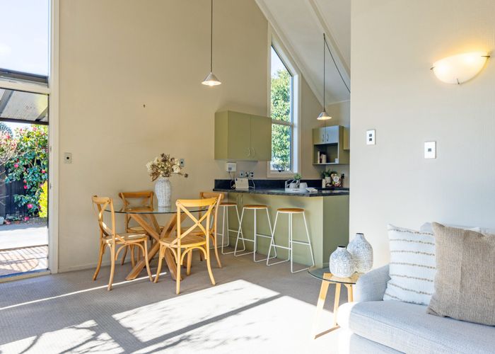  at 42B Delaware Crescent, Russley, Christchurch City, Canterbury