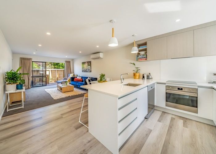  at 16 Okoutu Lane, Moera, Lower Hutt, Wellington