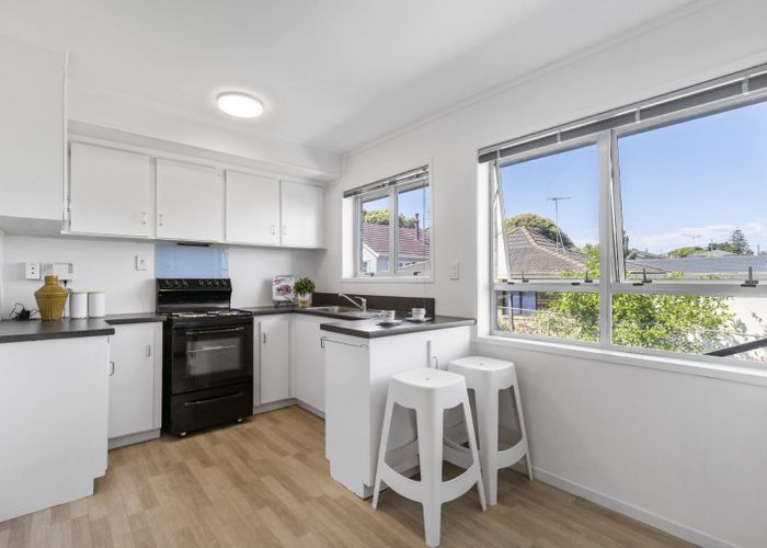  at 2/6 INGRAM STREET, Papakura, Auckland