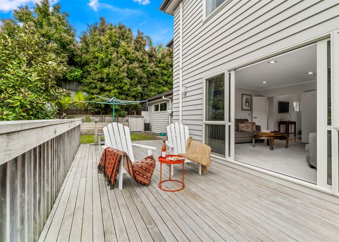  at 80 Rising Parade, Fairview Heights, Auckland