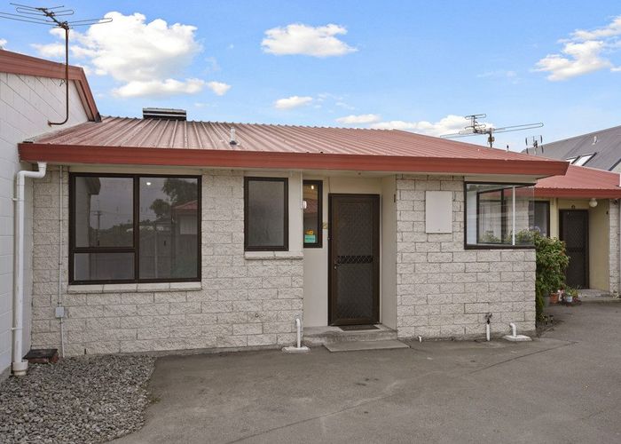  at 2/1 Convoy Street, New Brighton, Christchurch