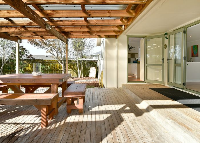  at 20 Aitkenhead Court, Parakai, Helensville