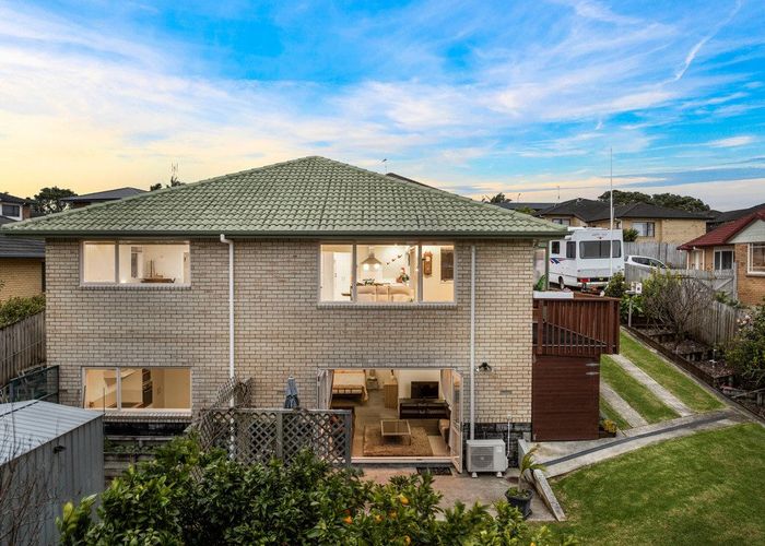  at 32 Rivervale Grove, Stanmore Bay, Whangaparaoa